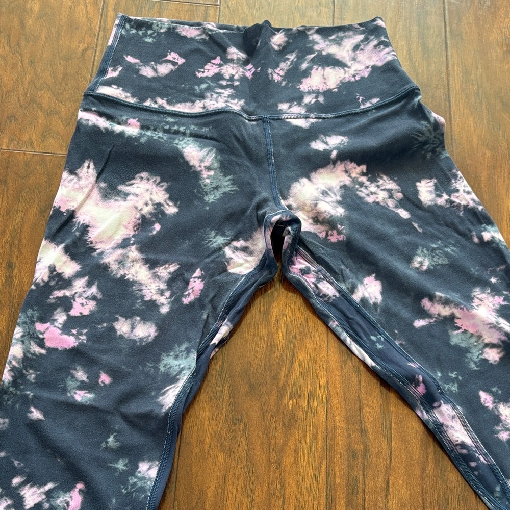 Lululemon Athletica Navy and Pink Tie-Dye Leggings - Picture 3 of 5